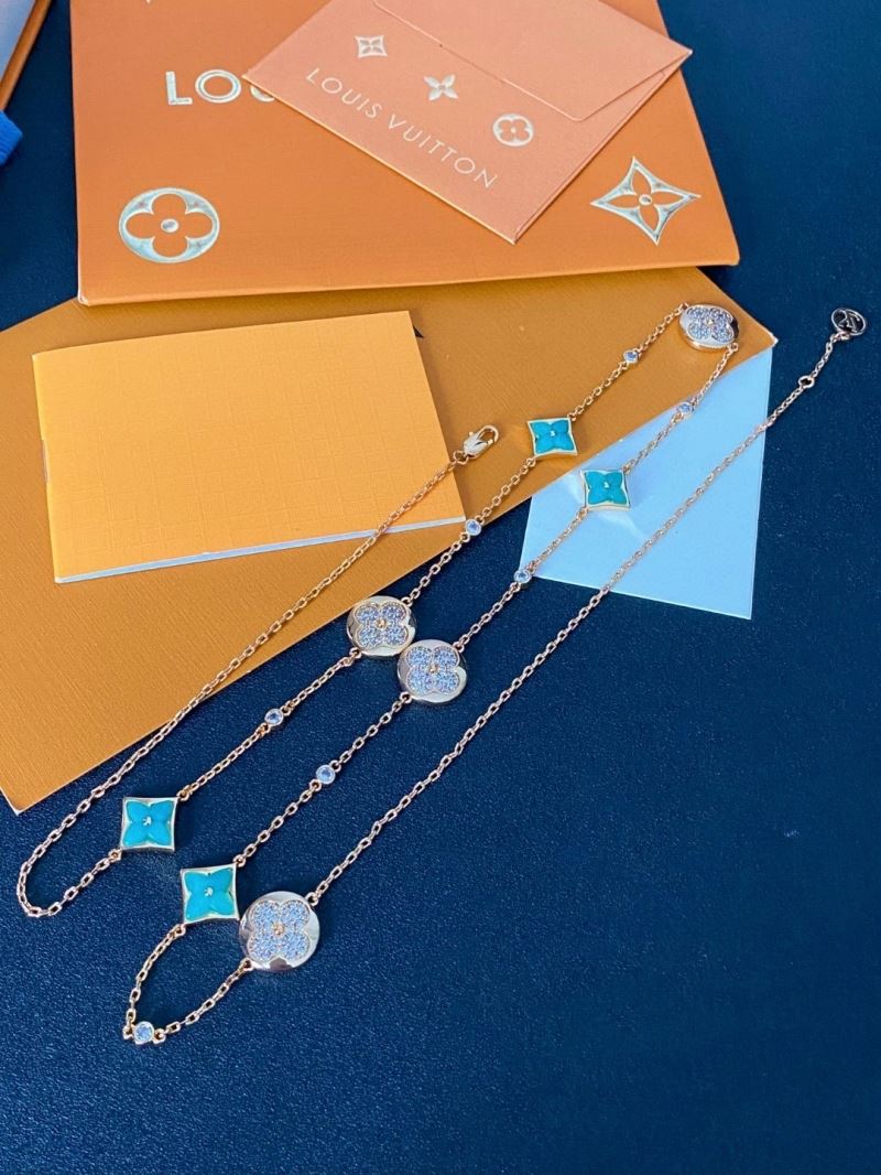 Louis Vuitton Necklaces